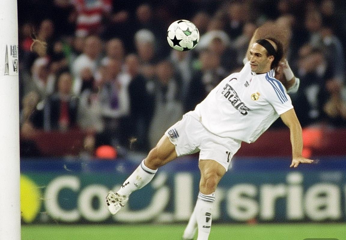 1998欧冠决赛：皇马逆转尤文，齐达内头球封神时刻